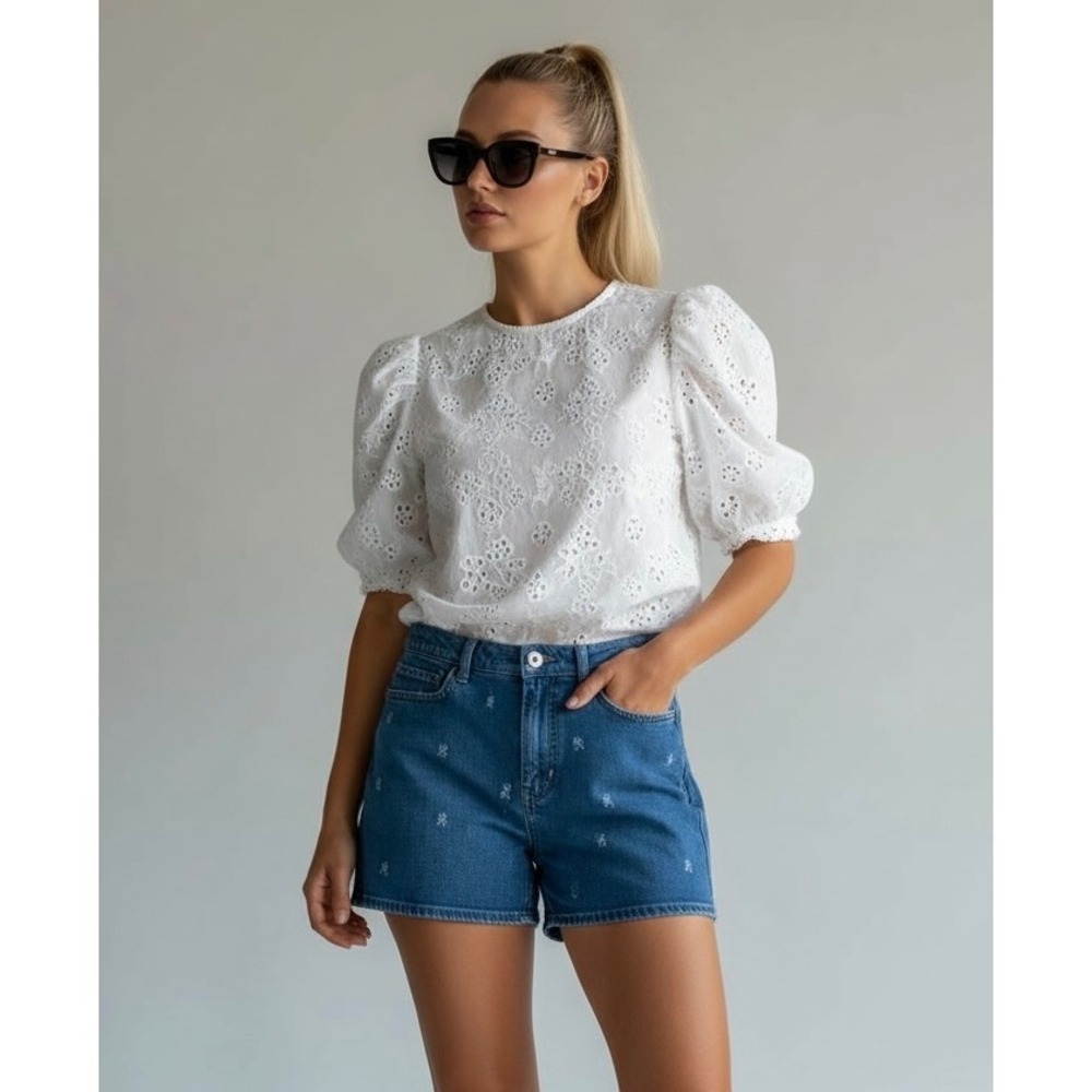 NEW Old Navy Size 12‎ High Rise OG Straight Denim Shorts Embroidered
